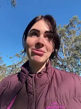 Stripchat Best live sex cam show of aus_queen