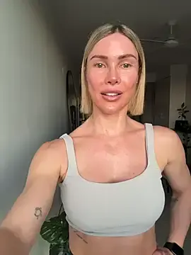 Stripchat Live Sex Cam of raeparks