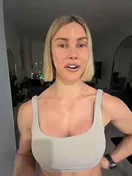 Stripchat Free Porn Cam of raeparks