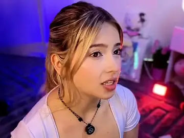 Stripchat Free Live Porn of EmilyMiller_