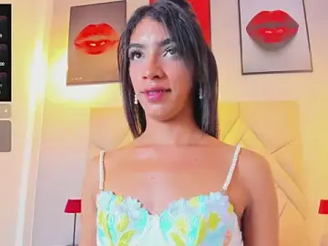 Stripchat Sex Cam of Alahia_Rodriguez
