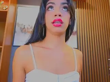 Stripchat Free Porn Cam of Alahia_Rodriguez