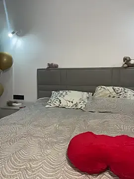 Stripchat Live Sex Cam of CurlyLara
