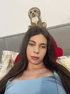 Stripchat Adult Webcams of CurlyLara