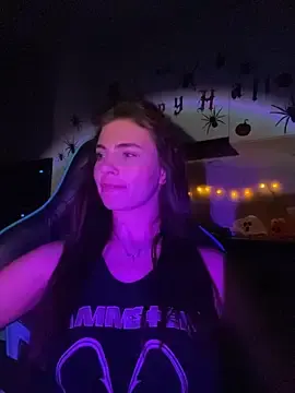 Stripchat Live Sex of CurlyLara