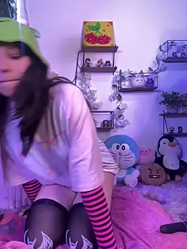 Stripchat Adult Video Chat of Eymmy_24