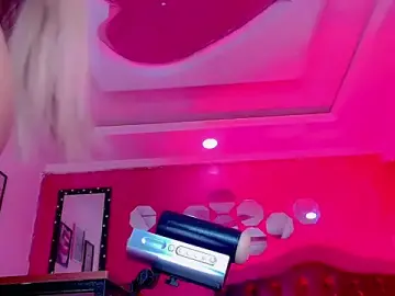 Stripchat Free Live Porn of TiffanyMackensyy