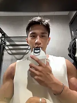 Stripchat Watch Live Sex Cams of gooodboiii
