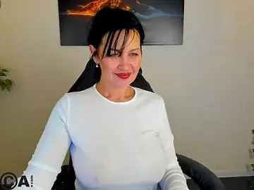 Stripchat Nude Webcam of Sara_Devills