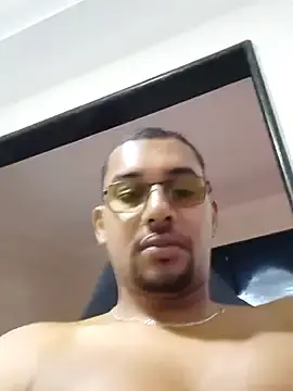 Stripchat Free Live Porn of Reis001122