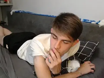 Stripchat Best Webcam of Student_Oliver