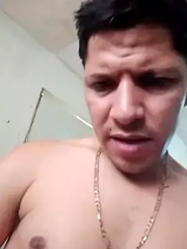 Stripchat Free Live Porn of Alonsomadeira