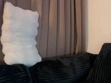 Stripchat Nude Webcam of GenesisCastillano