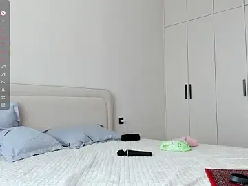 Stripchat Free Porn Cam of wow_lina