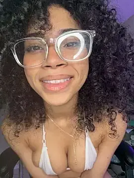 Stripchat Free Live Porn of Kiki_hammyy