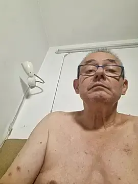 Stripchat Free Porn Cam of Marlon92700