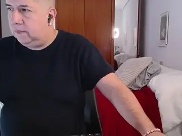 Stripchat Free Porn Cam of THIAGOEVA