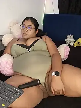 Stripchat Live Porn of paola091