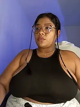 Stripchat Live Sex Cam of paola091