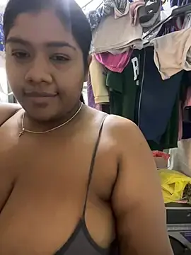 Stripchat Live Porn of paola091