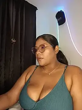 Stripchat Adult Video Chat of paola091
