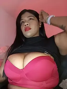 Stripchat Free Porn Cam of paola091