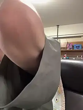 Stripchat Free Porn Cam of IroManager