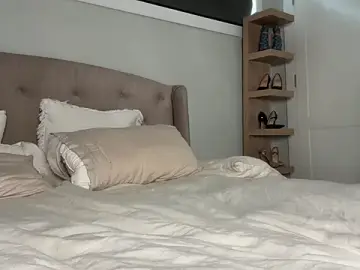 Stripchat Watch Live Sex Cams of MiaMaliahx