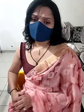 Stripchat Free Porn Cam of khushikhushi
