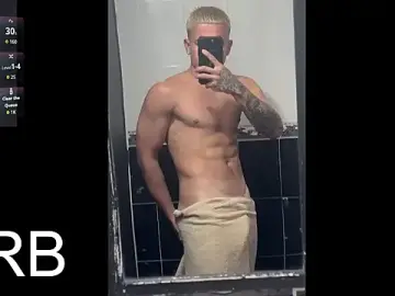 Stripchat Live Porn of DerekOlsen