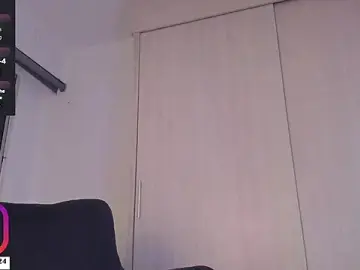 Stripchat Nude Webcam of DerekOlsen