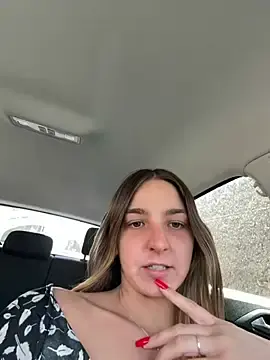 Stripchat Watch Live Sex Cams of DoriDelux66