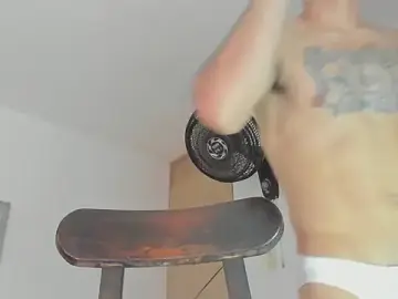 Stripchat Sex Cam of GilberMxx