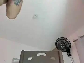 Stripchat Sex Cam of GilberMxx
