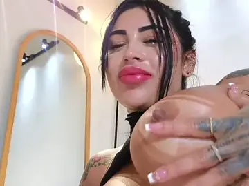 Stripchat Adult Video Chat of Sofhia_cruz