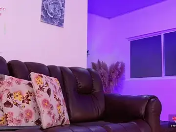 Stripchat Live Sex of lara_giraldo