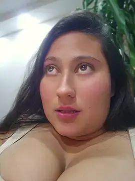 Stripchat Watch Live Sex Cams of Celeem_