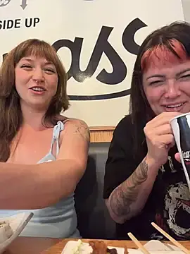Stripchat Live Sex Cam of MarlaFknSinger