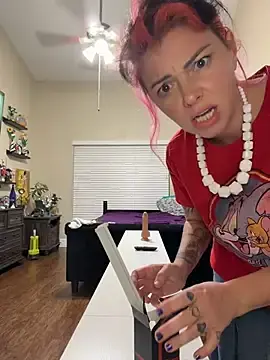 Stripchat Watch Live Sex Cams of MarlaFknSinger