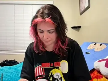 Stripchat Live Sex Cam of MarlaFknSinger