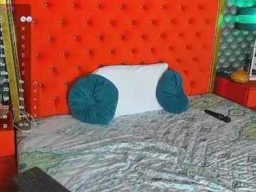 Stripchat Adult Webcam of VallerieJones