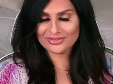 Stripchat Free Porn Cam of xprettysmilex