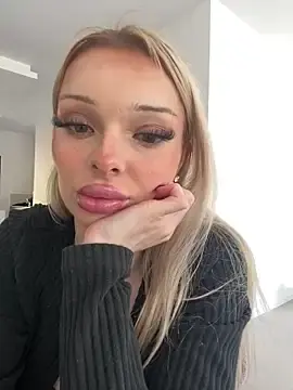 Stripchat Live Sex of HannaXLove