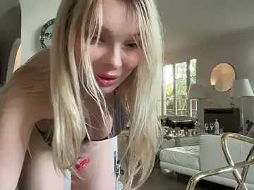Stripchat Live Sex of HannaXLove