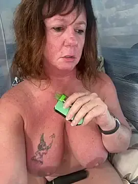 Stripchat Live Sex Cam of Lolli_Jones