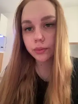 Stripchat Free Porn Cam of Marylallka5