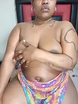 Stripchat Free Porn Cam of OpulentVixen