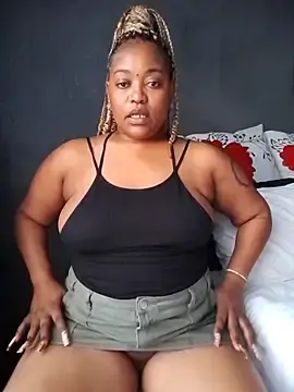 Stripchat Live Porn of OpulentVixen