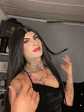 Stripchat Nude Webcam of valen_lewiiz