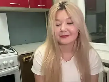 Stripchat Free Porn Cam of FoldedFood